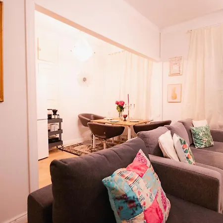 公寓 Lovely Flat In The Heart Of *