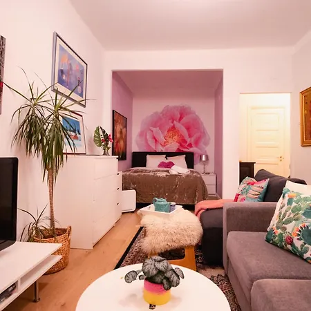 公寓 Lovely Flat In The Heart Of